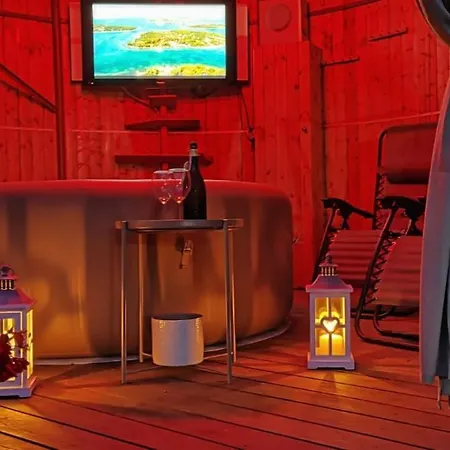 Konukevi Casa La Primavera 3*